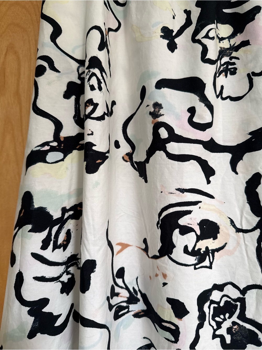 XS NWOT Cream White & Black Floral Pastel Skirt Coord Set Available a new day